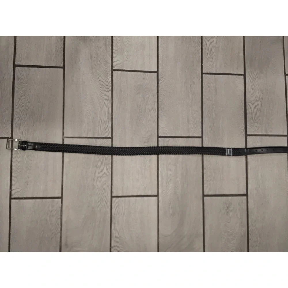 N/A braided black
